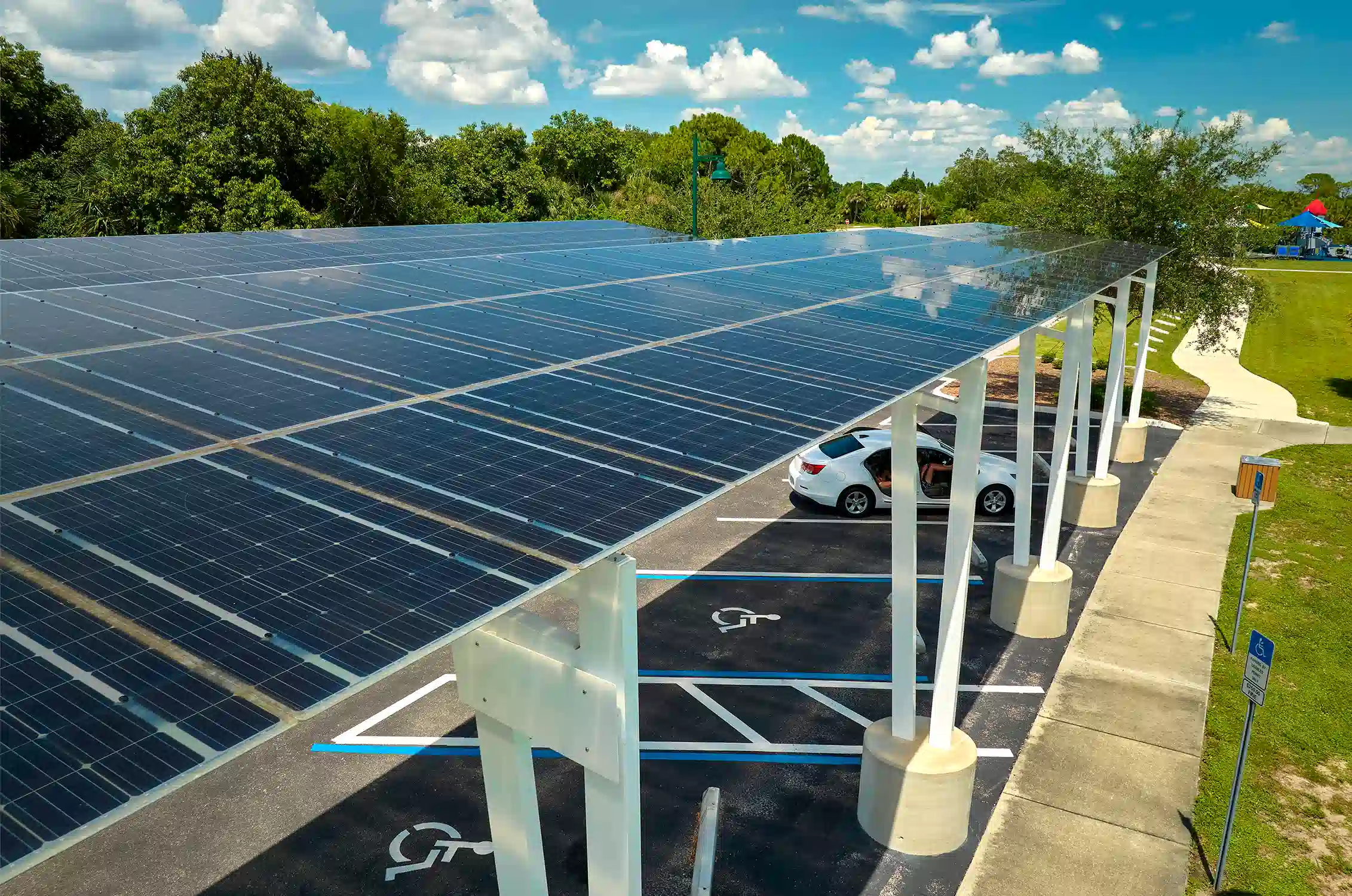 Estacionamientos Solares